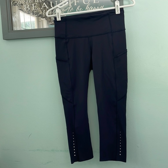 Lululemon shift speed high rise leggings navy cropped size 6 - Picture 1 of 8